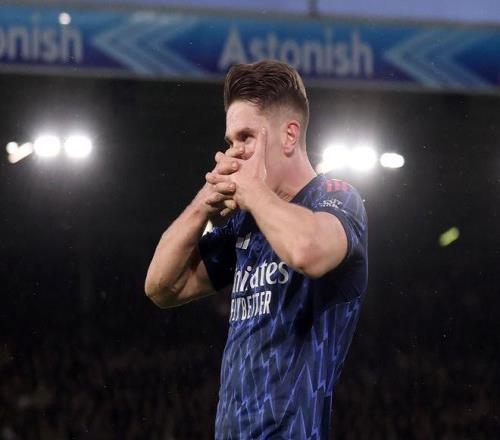 孙兴慜突破,英超百球大,金靴荣耀下,好博,HaoBo,好博官网,好博体育官网,好博体育下载,好博APP