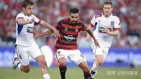 老将重逢！欧文与库里、伊戈达拉深情拥抱致意